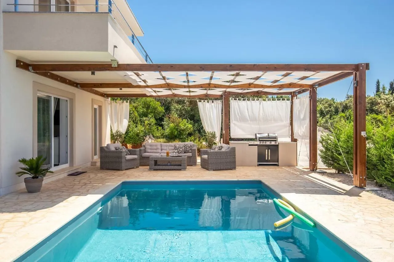 Villa Gellia Ugljan Holiday home